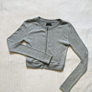 Cropped Grey Zipper Long Sleeve Shirt - Never Worn - Size S